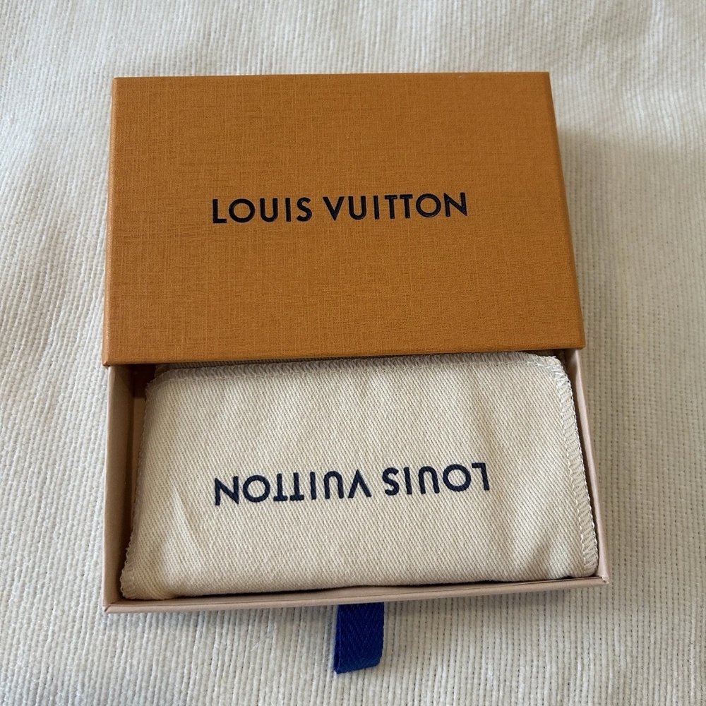 Louis Vuitton Pocket Organizer - Picture 6 of 9